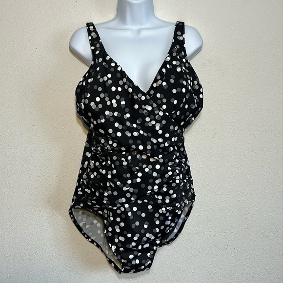 Trimshaper Womens Polka Dot One Piece Swimsuit Size 18W - Picture 1 of 13